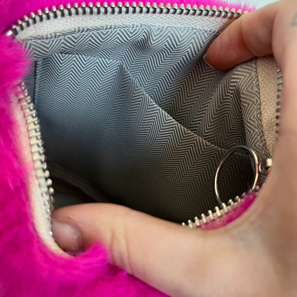 Fluffy Pink Purse - Picture 2 of 3